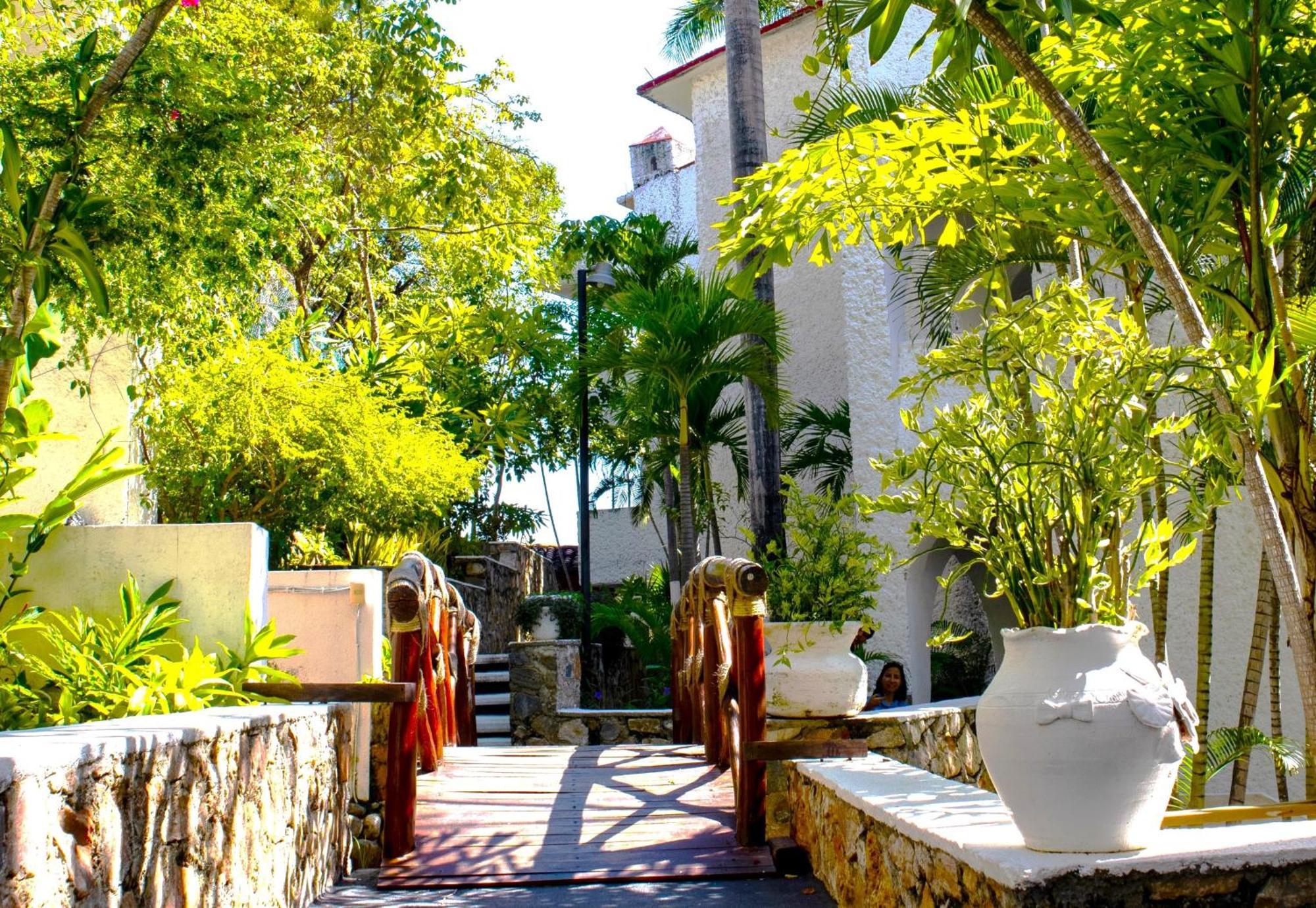 Hotel Marina Resort Santa Cruz - Huatulco Exterior foto